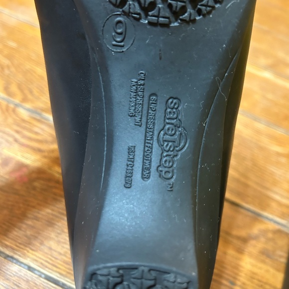 SAFETSTEP BLACK FAUX LEATHER Pumps WEDGE STYLE WORK SHOES Oil /slip Resis SZ 9 - Picture 4 of 8